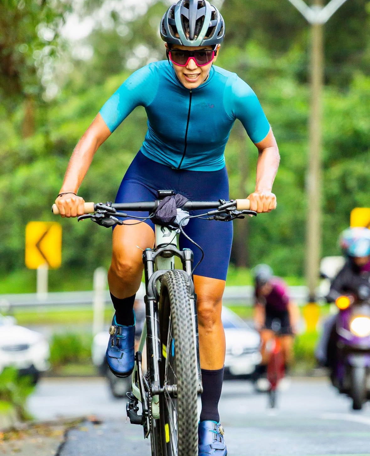 Camiseta Mujer MC / Line P3 Turquoise