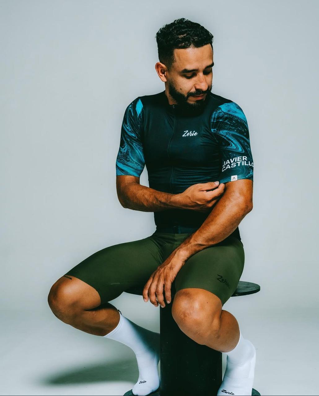 Camiseta Hombre M/C Limited Black-Light Blue